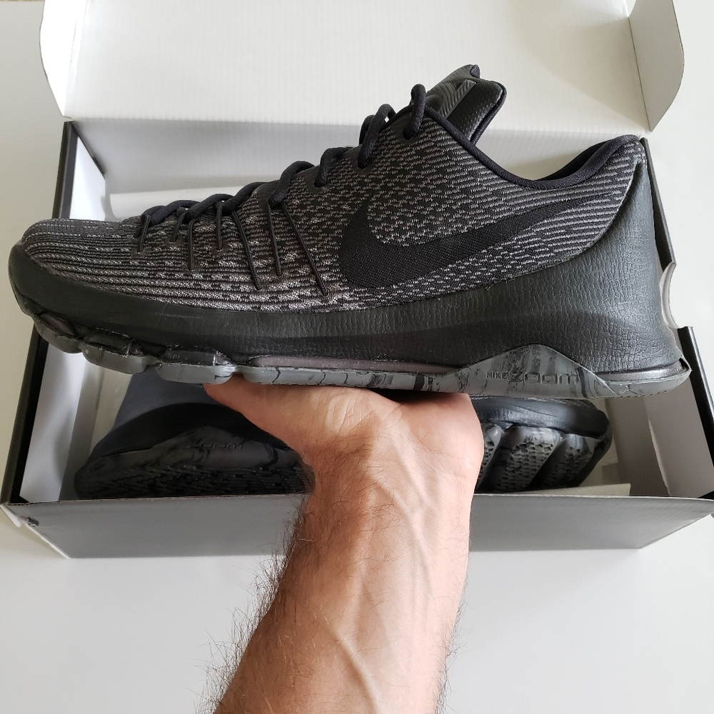 Nike KD8 "Blackout" Size 10.5 EUC